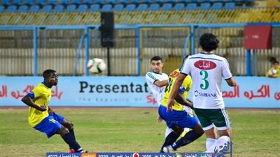 نجم الإسماعيلي يفتح النار على مدرب غانا 