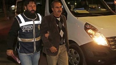 أنباء عن اعتقال تسعة من مسؤولي 