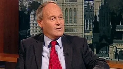 سفير بريطانيا السابق بموسكو : نفقات روسيا العسكرية تعادل عشر نفقات الناتو