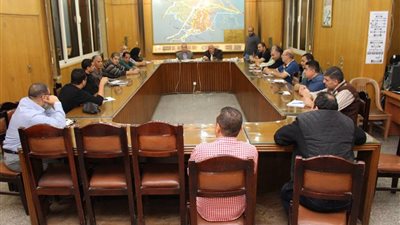 محافظ دمياط يدعم الفقراء والأرامل وكبار السن عن طريق 