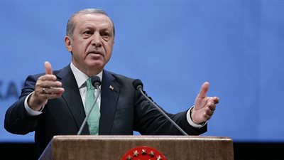 أردوغان: الغرب يدعم الإرهاب.. ولا أهتم بوصفهم لي بالديكتاتور