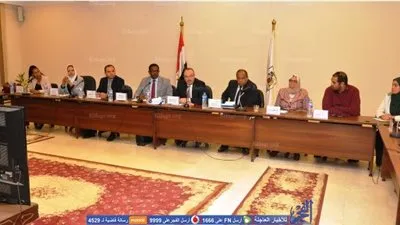 محافظ بني سويف يبحث الاكتفاء الذاتي من 