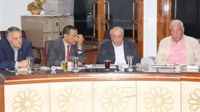 لجنة بحث آثار السيول بـ 