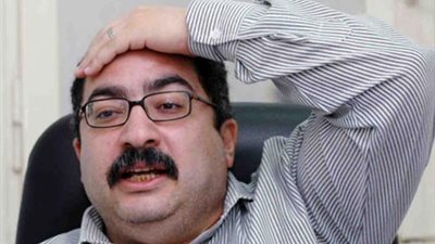 إبراهيم عيسى: القرارات الاقتصادية الأخيرة تثبت عجز الحكومة 