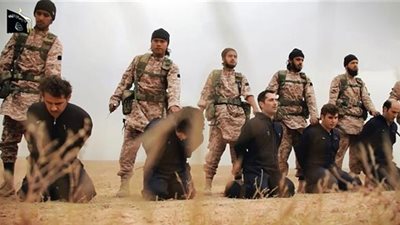 داعش ينحر مجموعة من عناصره بـ 