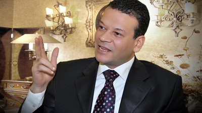 نقيب محامي شمال القاهرة السابق: إحالة 