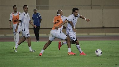 الأهلي يستغني عن حارسه في يناير ويعترف بعرض 