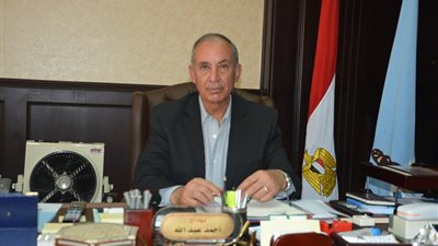 محافظ البحر الأحمر يتبرع بنصف راتبه لحساب متضرري السيول