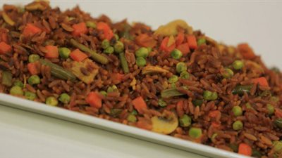 طريقة عمل طاجن لسان العصفور بالبسلة و اللحم