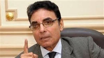 محامي حسين سالم: عدم رفع الدولة تحفظها على أموال موكلي غير قانوني