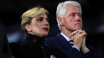 مشاهير يبكون خسارة كلينتون