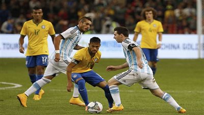 بالمواعيد .. مباريات اليوم والقنوات الناقلة لها