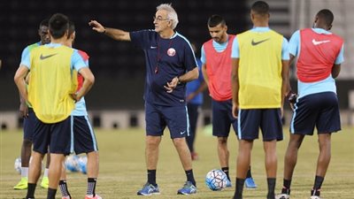 مدرب قطر: مواجهة روسيا في غاية الأهمية