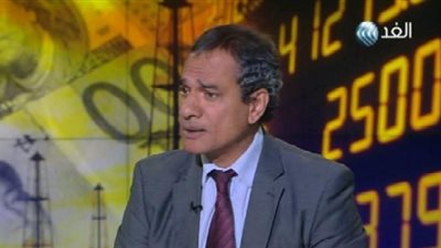 أستاذ اقتصاد يكشف سبب طرح 