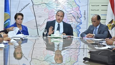 محافظ البحيرة يُعلن  تسليم كوبري دمنهور الجديد نهاية 2016