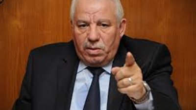 خبير استراتيجي يُحذر العرب من 