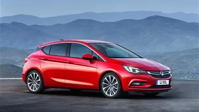 أوبل Astra K تحصل على باقة تعديلات جديدة