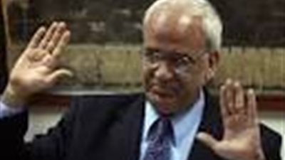 عريقات: الحكم على 