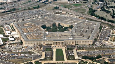 البنتاغون: مقتل أربعة أميركيين في انفجار قاعدة باغرام في أفغانستان