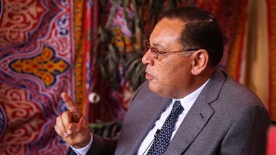 رئيس جامعة قناة السويس يكتب: الصناديق الخاصة والجامعات سيادة الرئيس.. ماذا لو؟