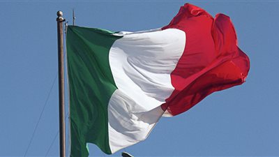 هزة أرضية تضرب وسط إيطاليا