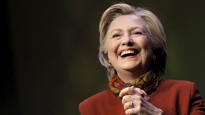 3 مليون أمريكى يوقعون على عريضة تنصيب كلينتون بدلاً من ترامب