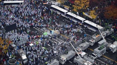 عشرات الآلاف يتظاهرون في سول للمطالبة باستقالة الرئيسة