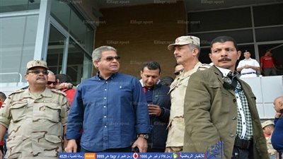 مصر وغانا .. وزير الرياضة يتفقد ملعب برج العرب ..صور