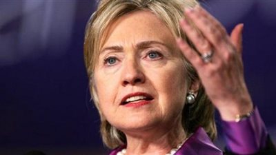 أول ظهور علني لكلينتون بعد خسارتها الانتخابات