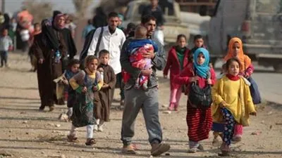  عودة مئات النازحين إلى 