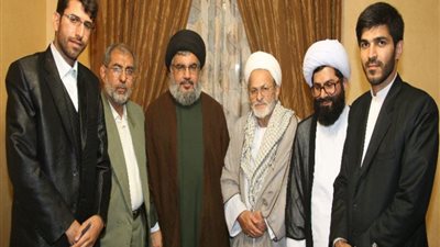 فضيحة جنسية بطلها فتاة مخابرات ورجال دين إيرانيين (صور) 