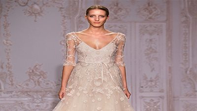 فساتين زفاف ملونة لإطلالة مفعمة بالأنوثة (صور) 