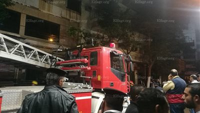 للمرة الثانية..  نفاذ كميات المياه من سيارات الإطفاء برمسيس 