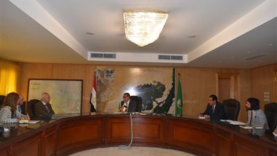 محافظ الفيوم يستقبل وفد البرنامج الإنمائي للأمم المتحدة ووكالة التنمية الإيطالية