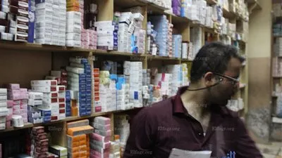 الموت البطيء يطارد المرضي بعد اختفاء الأدوية من صيدليات البحيرة (صور)