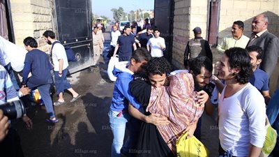 لحظة خروج سجناء العفو الرئاسي (صور)  