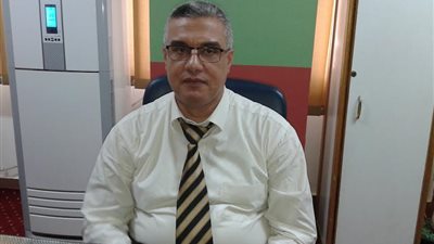 وكيل الصحة بالإسكندرية يجرى حركة تغيرات في قيادات المديرية