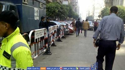 تشديد أمني قبل النطق بالحكم على نقيب الصحفيين وعضوي المجلس (صور) 