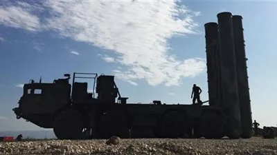 روسيا تبحث مع تركيا تزويدها بمنظومات دفاع جوي صاروخية