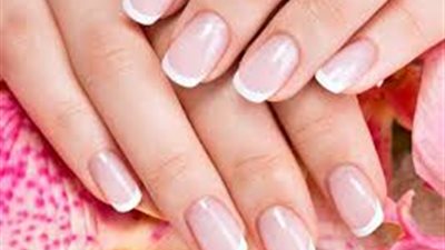 وصفات سهلة وبسيطة لتطويل الأظافر  