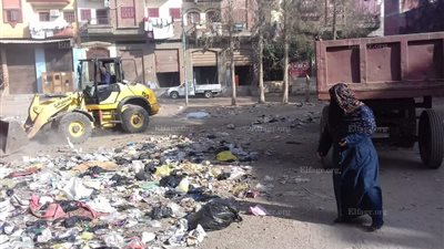 رفع 100 طن قمامة في حملة نظافة بشوارع وطرق بلقاس بالدقهلية (صور)