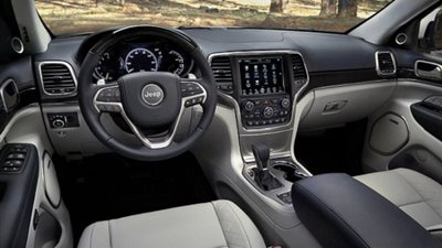 جيب تكشف النقاب عن موديلها 