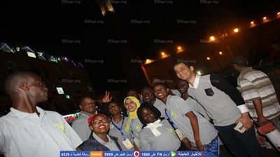 جولة سياحية لشباب الاتحاد الإفريقي المتطوعين بمنطقة خان الخليلي والمعز 