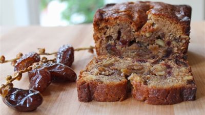 أفضل طريقة لعمل كيكة التمر اللذيذة