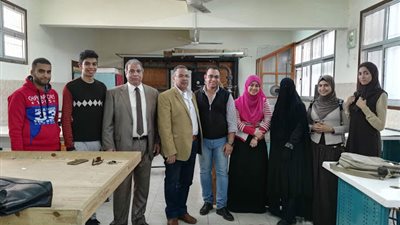 طلاب مدرسة السويس الصناعية يمثلون مصر فى المسابقة العالمية للروبوت بالهند 