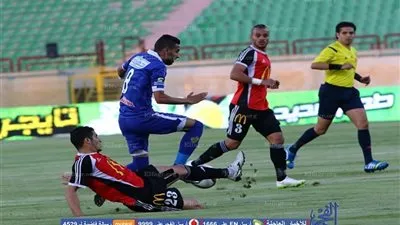 الأهلي في مهمة استعادة الصدارة أمام الجيش 