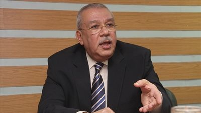 دعوى مستعجلة ضد وزير الزراعة لوقف قرار الترخيص الفوري للبناء على الأراضي الزراعية