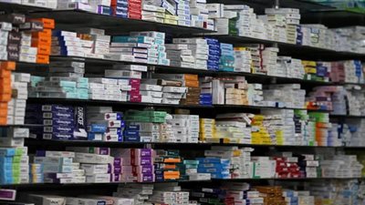 شركات الأدوية الأجنبية تهدد بالانسحاب من مصر بسبب أزمة العملة 