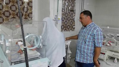 وكيل «صحة بني سويف» يمهل مستشفى الواسطي 3 أيام لتلافي السلبيات