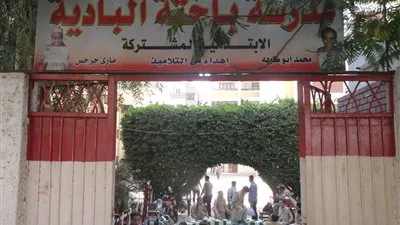 محافظ سوهاج يستبعد قيادات مدرسة ابتدائية نشب فيها حريق بسبب ماس كهربائي